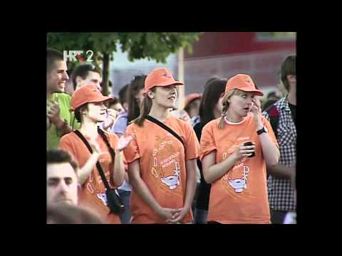 SHKM u Sisku - predaja križa mladima Dubrovačke biskupije