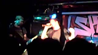 Spunge dotted line Live @ O2 islington London April 2011