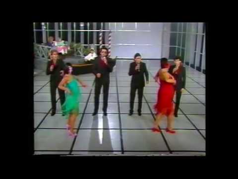 Bordon 4 BUSCANDO TUS BESOS - (Oficial)