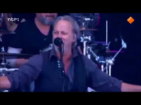 Rowwen Hèze op Concert at Sea 2015