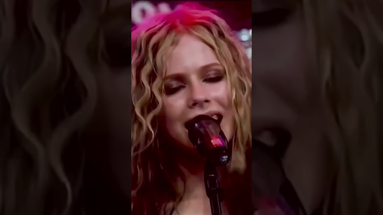 What has always dominated my mind🥹#avrillavigne #shorts