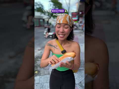Trying One of DaNang’s Top Banh Mi Sandwich Shops - 30 Years in Business