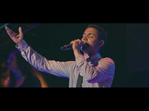 Canción de Salomon Rey de reyes Corriendo Hacia A Ti DVD