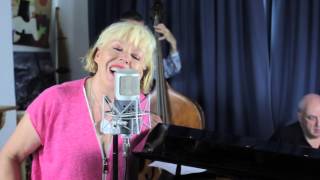 Barb Jungr 'Lilac Wine'