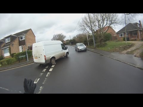 YJ63VVZ - Pulls Out On Me And Cop Doesn't Care