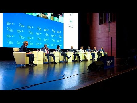 Baku Energy Forum: Rufe nach Verdreifachung erneuerbarer Energien und Netzmodernisierung