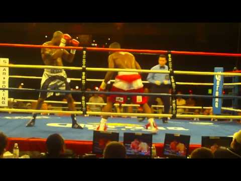 Lionell Thompson vs Reggie La Crete