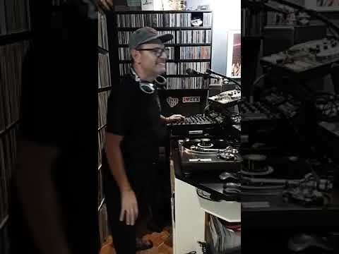 SATURDAY NIGHT WITH DJ NICK LEVANTIS 25 11 2023