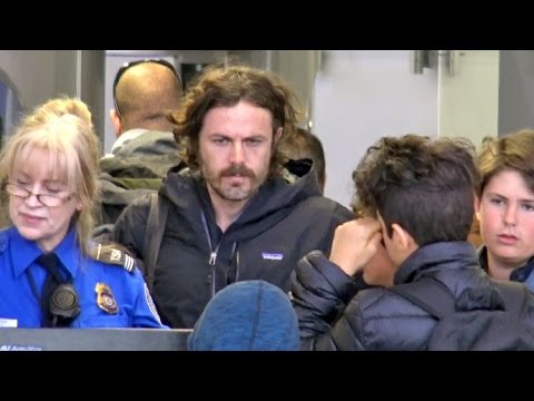 Casey Affleck Takes Sons Indiana And Atticus On A Spring Break Vacation With Friends