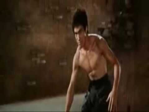 Captain Norris VS Bruce Lee