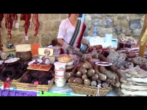 Cientos de Antequera visitan hoy el Mercado Goyesco