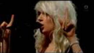 Amanda Jenssen - Amarula tree (TV4 Nyhetsmorgon)