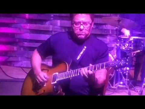 BRENT MASON playing Caravan (Clip from show at The City Winery Nashville)