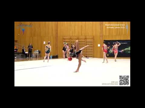 Alisa Aleskovska ball 2022          Maza un liela gracija