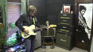 Video thumbnail for Tone Television-65 Amps London - ESP 400 Series Telecaster by Andy Baylor