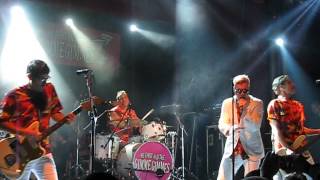 ME FIRST AND THE GIMME GIMMES "I Will Survive" - Opening Live in Barcelona 2014