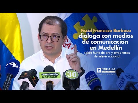 Fiscal Francisco Barbosa dialoga con medios sobre hurto de oro y otros temas de interés nacional