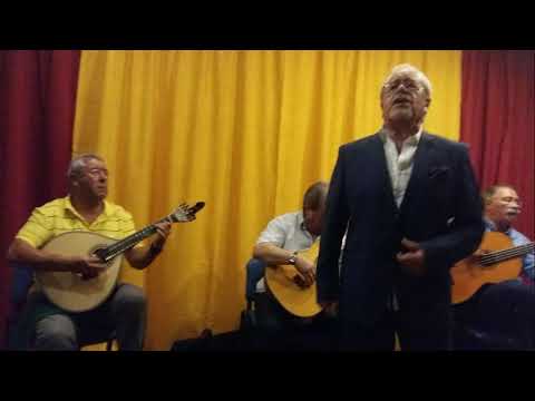 VALENTIM MATIAS  .... ( Fado Pedro Rodrigues)--Como é bom ser avô