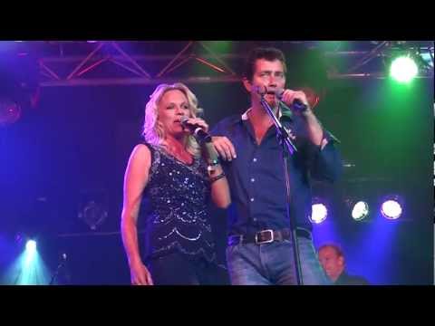 Beccy Cole & Adam Harvey - Tamworth (Jackson)