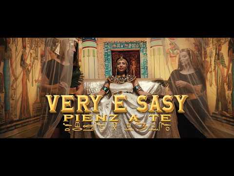 Very e Sasy - Pienz a te (Official Video)