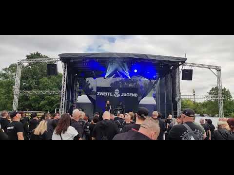 Zweite Jugend - Reminiszenz @ EASTSIDE-Festival /5. & 6. 7. 2024 / Halle (S.), Karlsbad