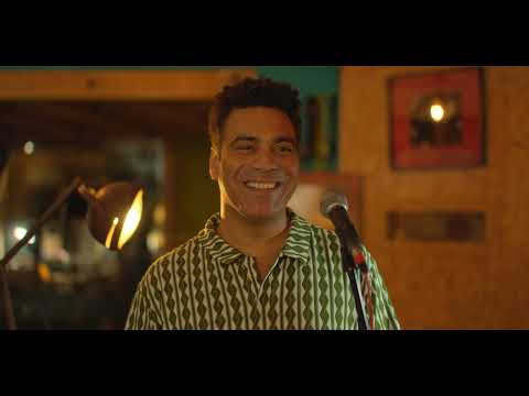 Live Sessions - “Hey Finá” - Pedro Bargado