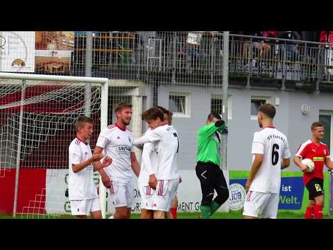 Tobias Lindenthaler  vom SV Kuchl 1b trifft zum 1:1.