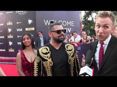 ESCKAZ in Kyiv: Joci Pápai (Hungary) singing on the Red Carpet