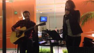 Fine China - Jessie J (acoustic cover) Nana Mendoza &amp; Carlos Segura
