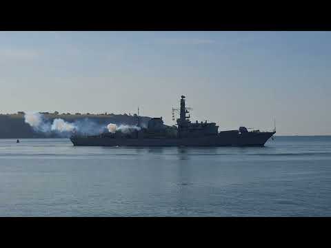 Return home of HMS St Albans 