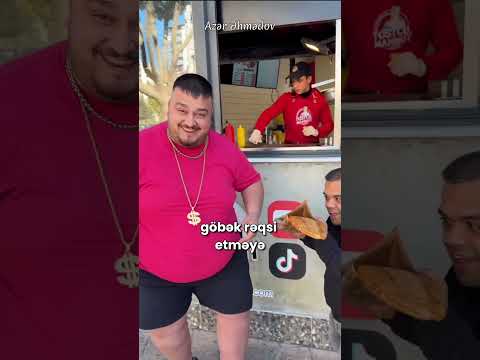 Göbəyini Yelləyərək Milyoner Oldu :D