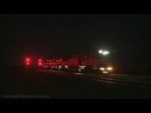 1MP9 SCT Freight Train At Night (25/9/2022) - PoathTV Australian Railways