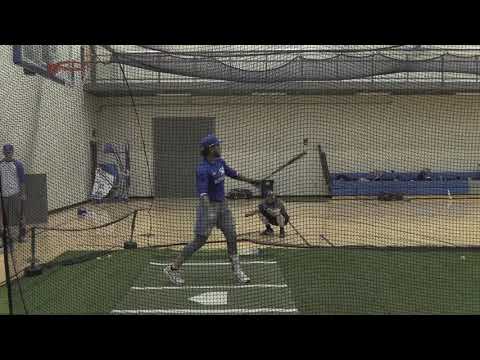 JR Maldonado Swings 2