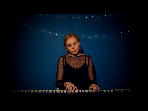 Billie Eilish - No Time To Die cover by Eva