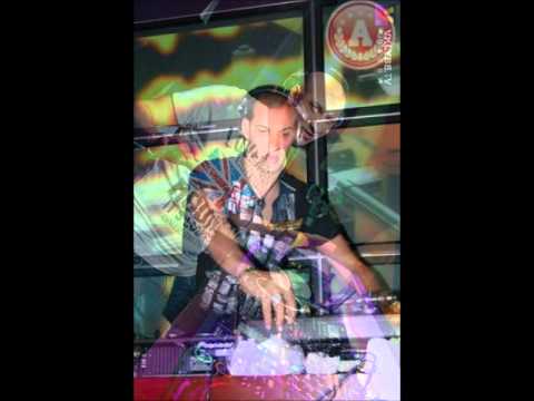 Amr Zaki feat Pr Moriarti   Tancuy Tancuy