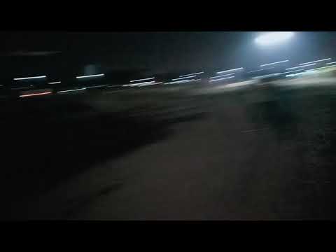 beach e giye Riddhi ki korche dekho🙄