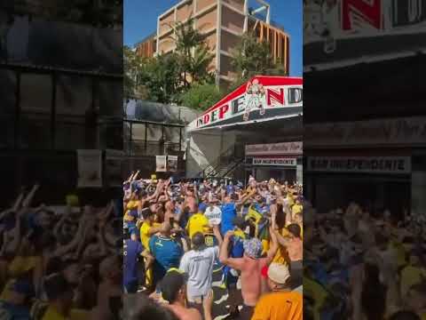 "Los Guerreros de Rosario Central, presentes en la sede de la torcida Independente de São Paulo" Barra: Los Guerreros &bull; Club: Rosario Central &bull; País: Argentina
