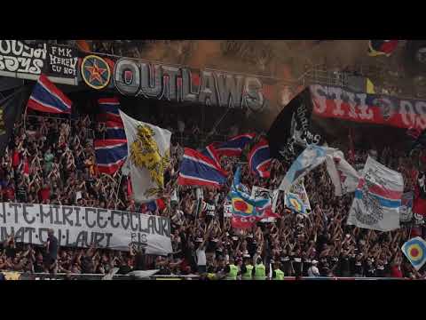 Steaua Bucuresti - OFK Belgrad -Peluza sud -Si de cainii erau in gara HD