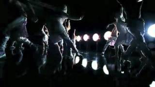 Britney Spears - Let Me Be