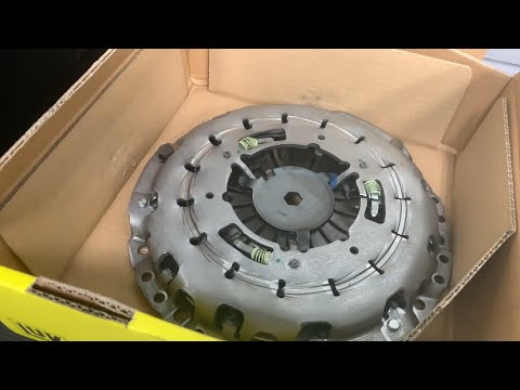 Bmw pre tensioned clutch install video! Repset LUK clutch!