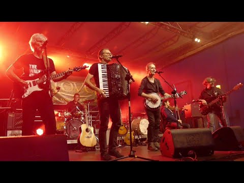 CLOVER Rock Band in Frankfurt (Oder)