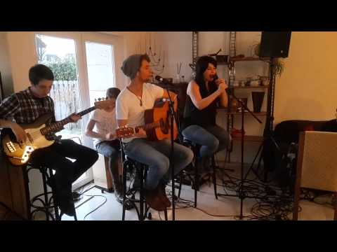 download lagu mp3 mp4 Wohnzimmerkonzert Buchen, download lagu Wohnzimmerkonzert Buchen gratis, unduh video klip Wohnzimmerkonzert Buchen