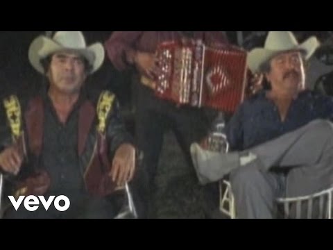 Luis Y Julián - Se Mamo El Becerro