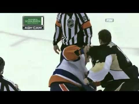 Rick Dipietro vs. Brent Johnson [NHL Goalie Fight] Feb 2, 2011