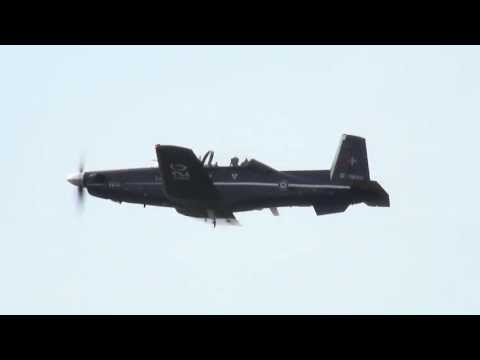 CT-156 HARVARD II departing Hamilton Air Show 2013