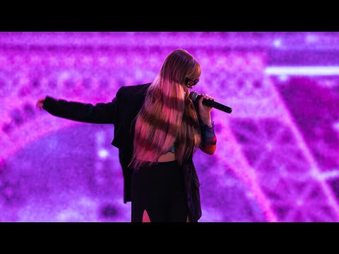 Alika Milova - C’est La Vie | LIVE