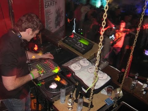 Mike Nichol - Highlights Transmission set - 2007 - Metro Melbourne