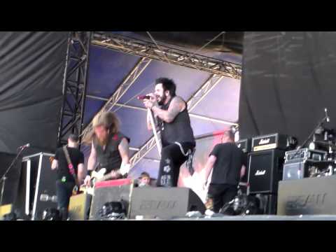 Surrender the Fall   Deeper Inside   LIVE Memphis in May 2014