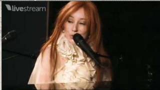 Tori Amos - Electric Lady Holyday Concert - Snow Angel