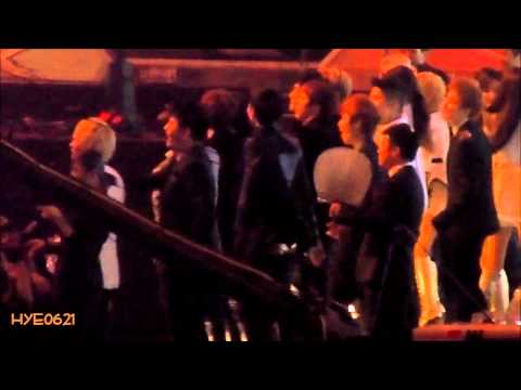 111129 MAMA - Hyper Hyuk & Dong VS KRY